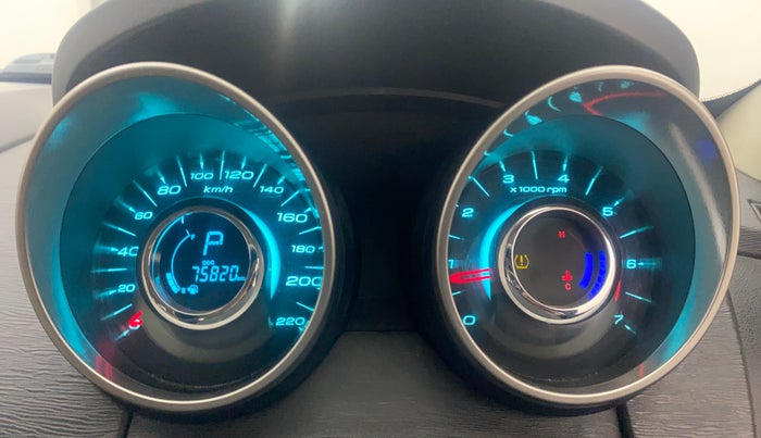 2018 Mahindra XUV500 W9 AT, Diesel, Automatic, 75,785 km, Odometer Image