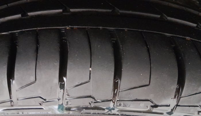 2025 KIA SYROS HTX Plus (O) 1.5 Diesel 6AT, Diesel, Automatic, 8,930 km, Left Rear Tyre Tread