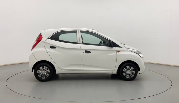 2013 Hyundai Eon ERA +, Petrol, Manual, 67,729 km, Right Side View