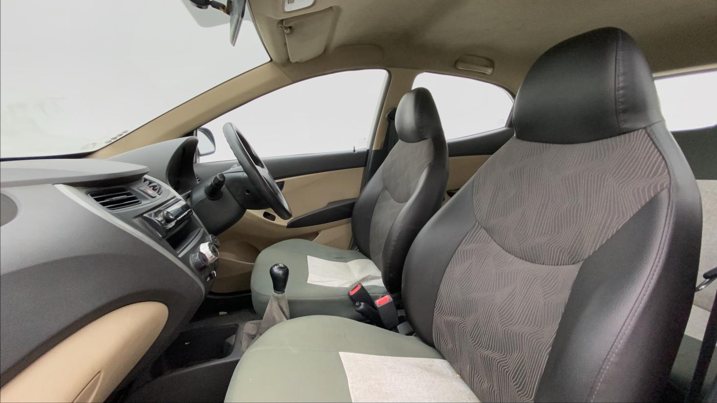 2013 Hyundai Eon ERA +, Petrol, Manual, 67,729 km, Right Side Front Door Cabin