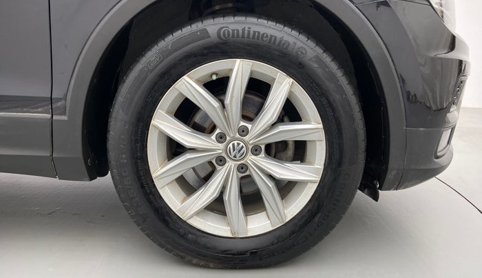 2018 Volkswagen TIGUAN HIGHLINE A/T, Diesel, Automatic, 92,569 km, Right Front Wheel