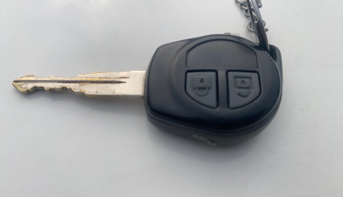 2018 Maruti Wagon R 1.0 VXI, Petrol, Manual, 97,429 km, Key Close Up