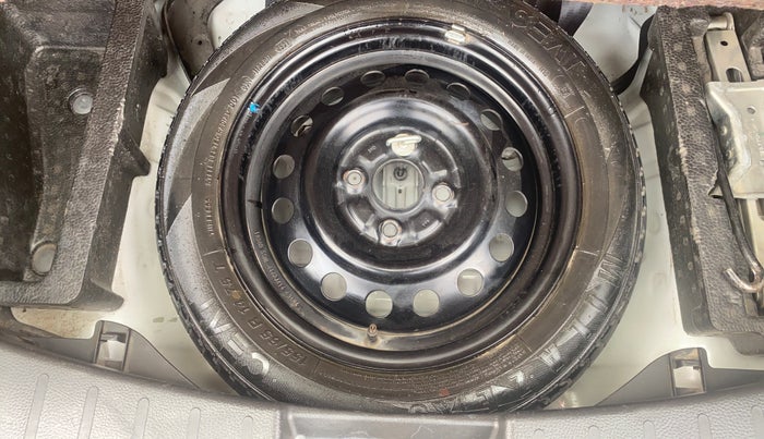 2018 Maruti Wagon R 1.0 VXI, Petrol, Manual, 97,429 km, Spare Tyre