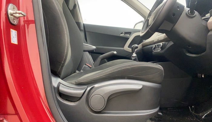 2017 Hyundai Creta SX PLUS 1.6 PETROL, Petrol, Manual, 19,536 km, Driver Side Adjustment Panel