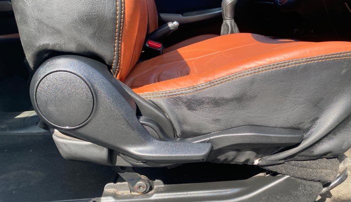 2020 Maruti Baleno ZETA PETROL 1.2, Petrol, Manual, 44,149 km, Driver Side Adjustment Panel