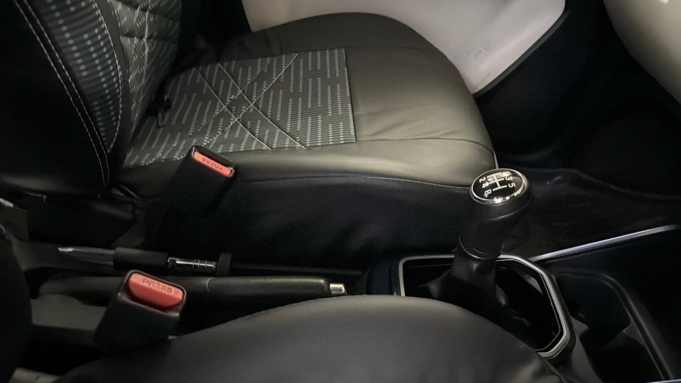 2020 Maruti IGNIS ALPHA 1.2, Petrol, Manual, 61,298 km, Gear Lever