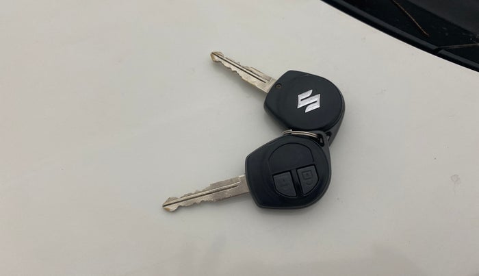 2016 Maruti Wagon R Stingray VXI AMT(O), Petrol, Automatic, 56,085 km, Key Close Up