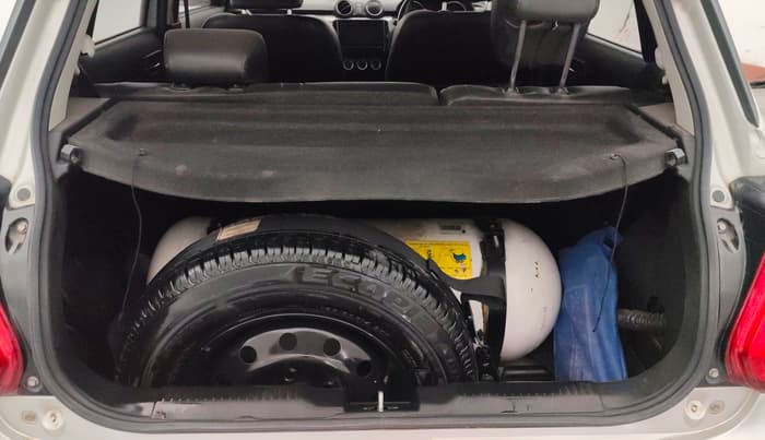 2022 Maruti Swift ZXI CNG, CNG, Manual, 92,126 km, Boot Inside