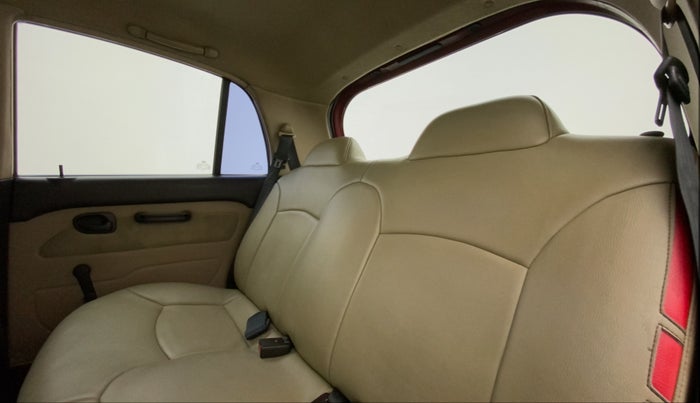 2010 Hyundai Santro Xing GLS, Petrol, Manual, 63,231 km, Right Side Rear Door Cabin