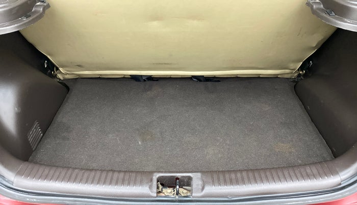 2010 Hyundai Santro Xing GLS, Petrol, Manual, 63,231 km, Boot Inside