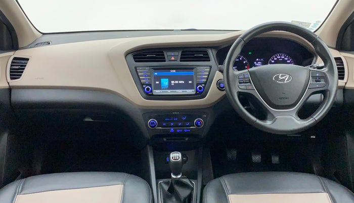 2016 Hyundai Elite i20 ASTA 1.2 (O), Petrol, Manual, 17,000 km, Dashboard