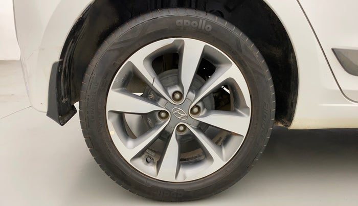 2016 Hyundai Elite i20 ASTA 1.2 (O), Petrol, Manual, 17,000 km, Right Rear Wheel