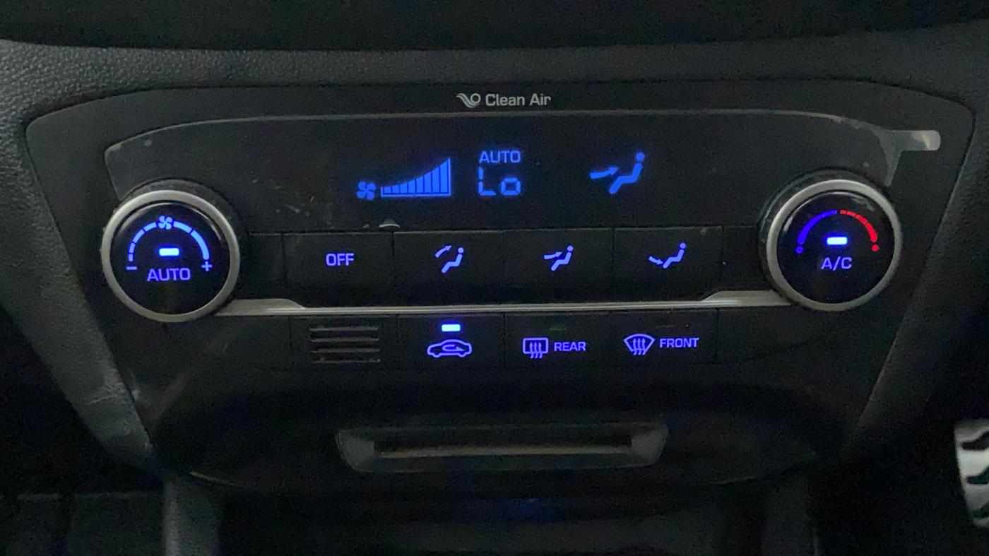 2017 Hyundai i20 Active 1.4 SX, Diesel, Manual, 73,670 km, Automatic Climate Control
