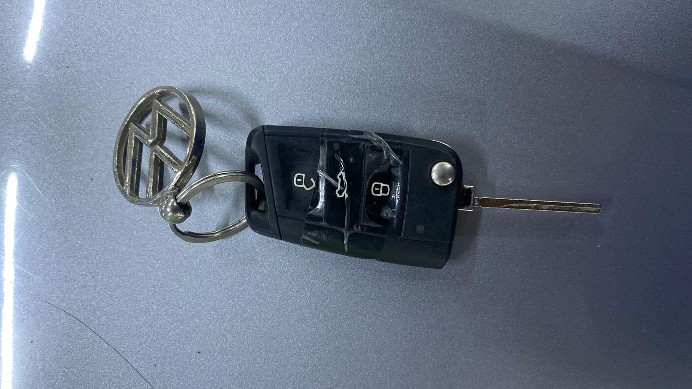 2023 Volkswagen TAIGUN TOPLINE 1.0 TSI AT, Petrol, Automatic, 55,843 km, Key Close Up