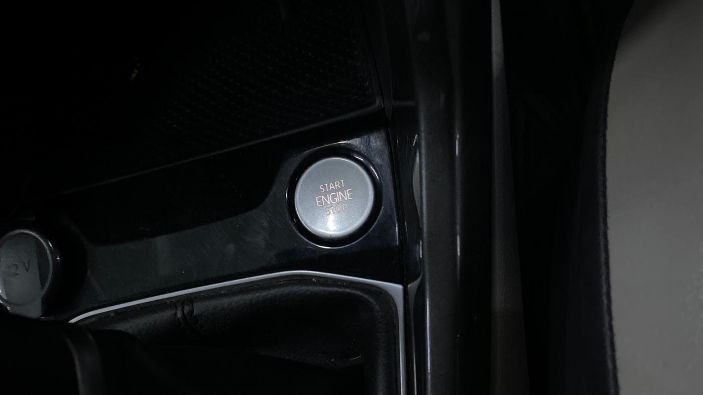 2023 Volkswagen TAIGUN TOPLINE 1.0 TSI AT, Petrol, Automatic, 55,843 km, Keyless Start/ Stop Button
