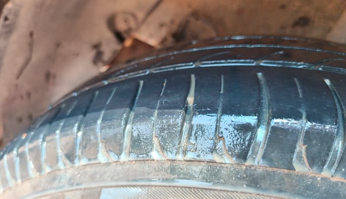 2014 Hyundai Xcent S (O) 1.2, Petrol, Manual, 52,138 km, Right Rear Tyre Tread