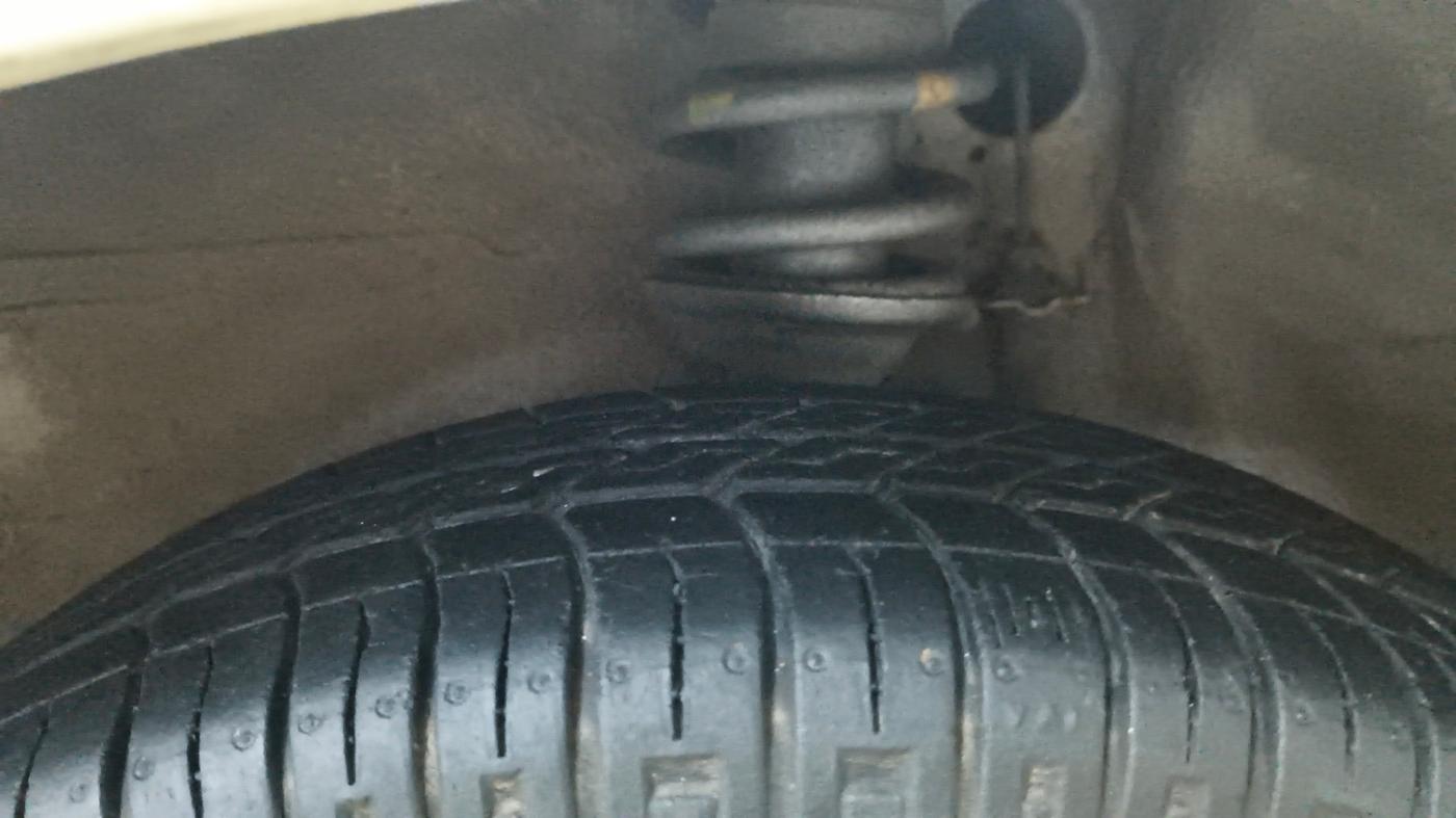 2017 Maruti Alto 800 VXI, Petrol, Manual, 28,856 km, Left Front Tyre Tread