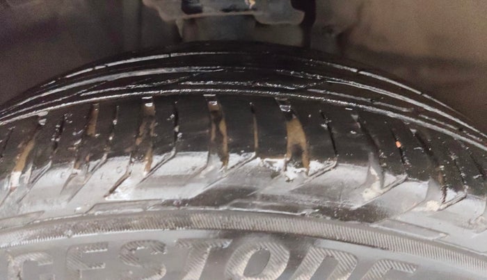 2019 Jeep Compass LIMITED PLUS DIESEL, Diesel, Manual, 88,507 km, Right Front Tyre Tread