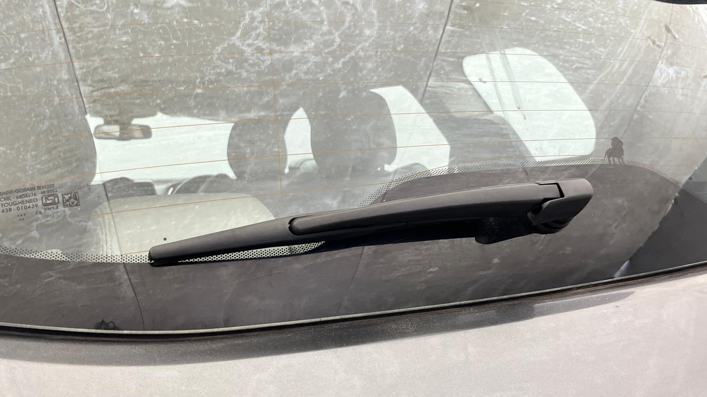 2021 Tata Safari XZA PLUS, Diesel, Automatic, 92,954 km, Rear Wiper