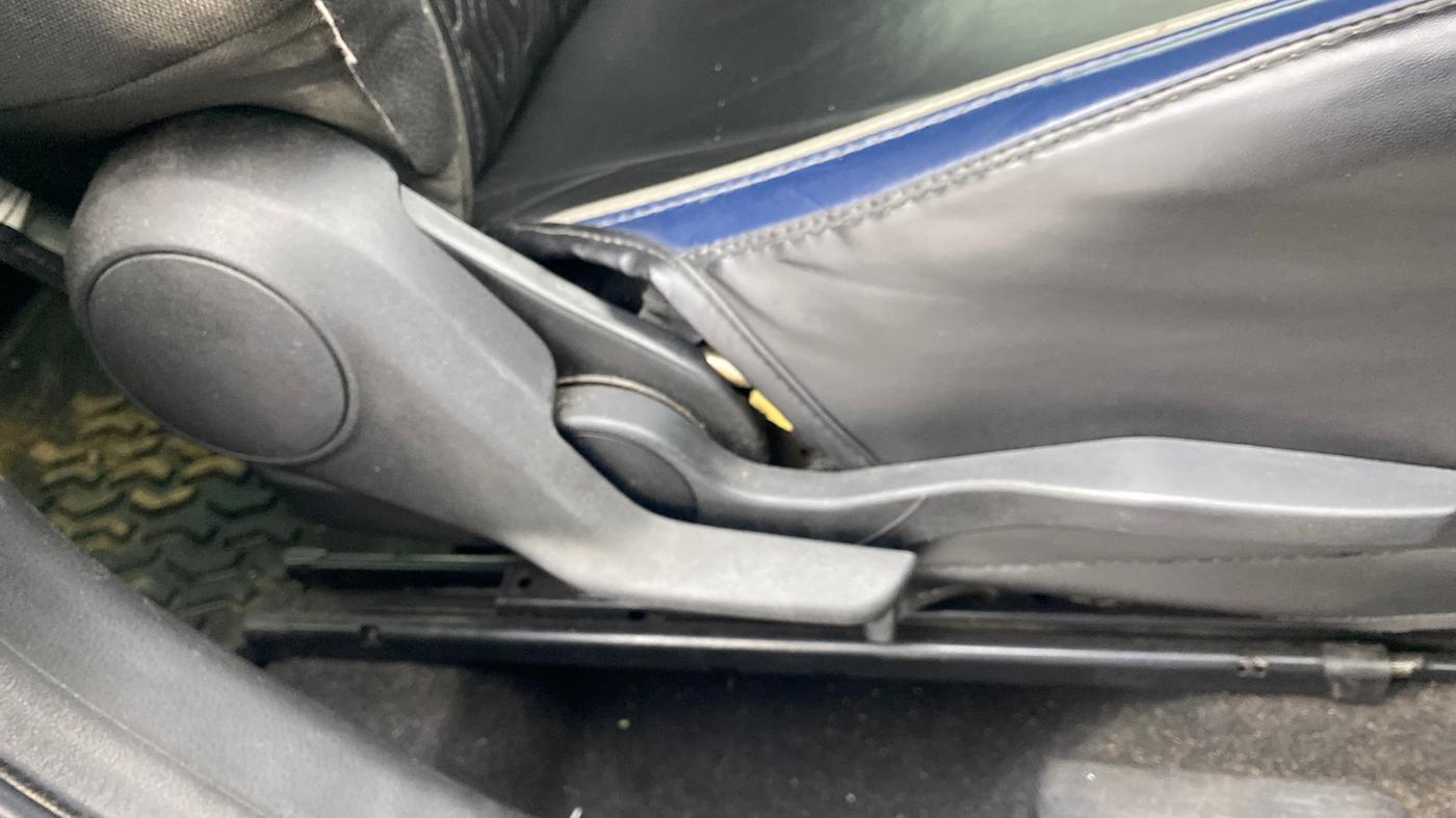 2022 Maruti Baleno ALPHA 1.2 AGS, Petrol, Automatic, 70,338 km, Driver Side Adjustment Panel