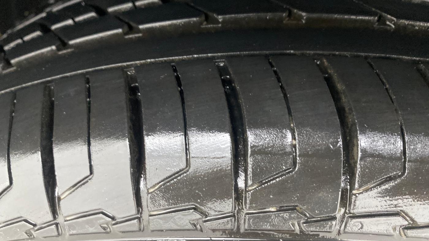 2022 Maruti Baleno ALPHA 1.2 AGS, Petrol, Automatic, 70,338 km, Right Rear Tyre Tread