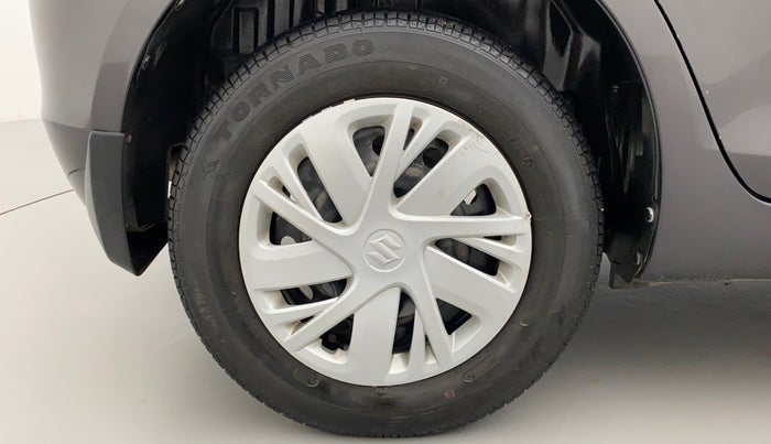 2016 Maruti Swift VXI, Petrol, Manual, 38,057 km, Right Rear Wheel