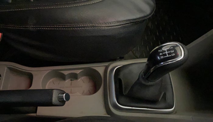 2017 Tata Tiago XM PETROL, Petrol, Manual, 82,601 km, Gear Lever