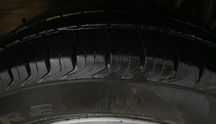 2017 Tata Tiago XM PETROL, Petrol, Manual, 82,601 km, Left Rear Tyre Tread