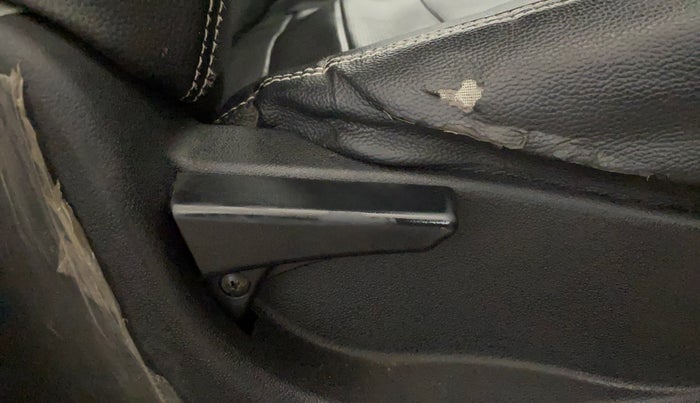 2017 Tata Tiago XM PETROL, Petrol, Manual, 82,601 km, Driver Side Adjustment Panel