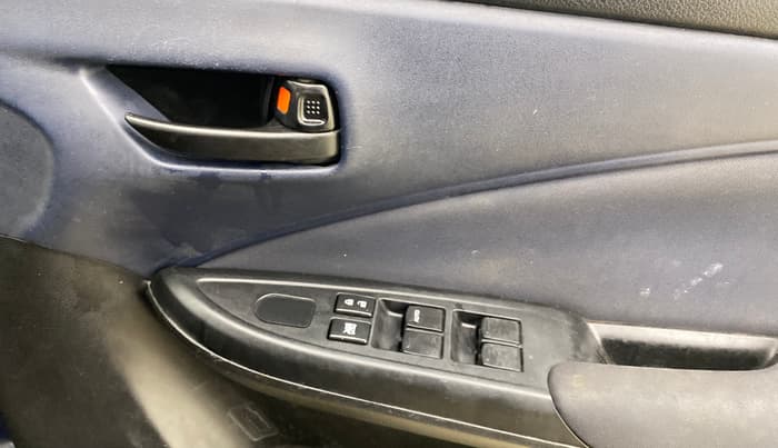 2022 Maruti Baleno SIGMA PETROL 1.2, Petrol, Manual, 56,507 km, Driver Side Door Panels Control