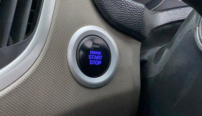 2016 Hyundai Creta SX PLUS AT 1.6 PETROL, Petrol, Automatic, 31,500 km, Keyless Start/ Stop Button