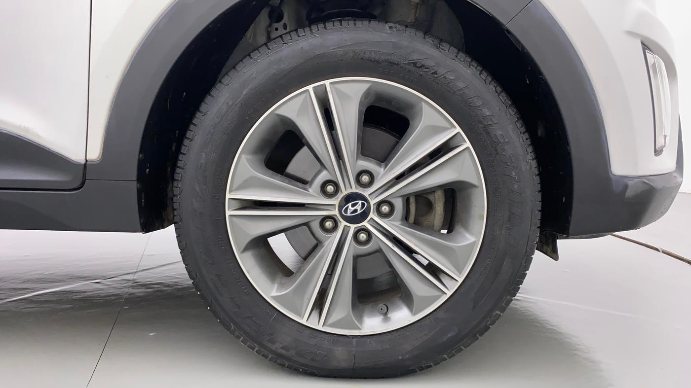2016 Hyundai Creta SX PLUS AT 1.6 PETROL, Petrol, Automatic, 31,500 km, Right Front Wheel