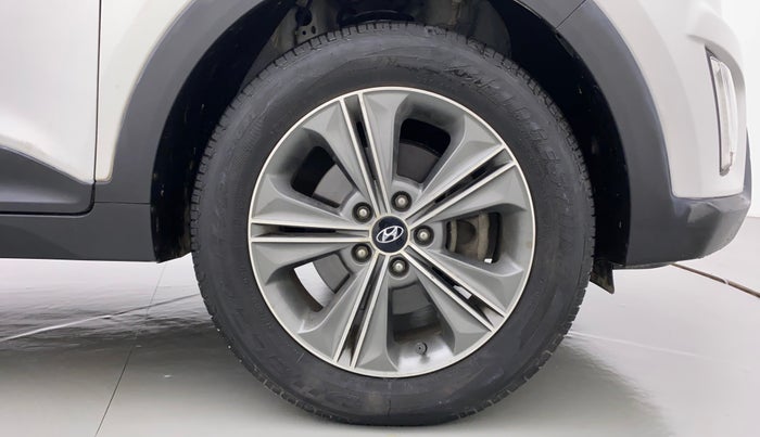 2016 Hyundai Creta SX PLUS AT 1.6 PETROL, Petrol, Automatic, 31,500 km, Right Front Wheel