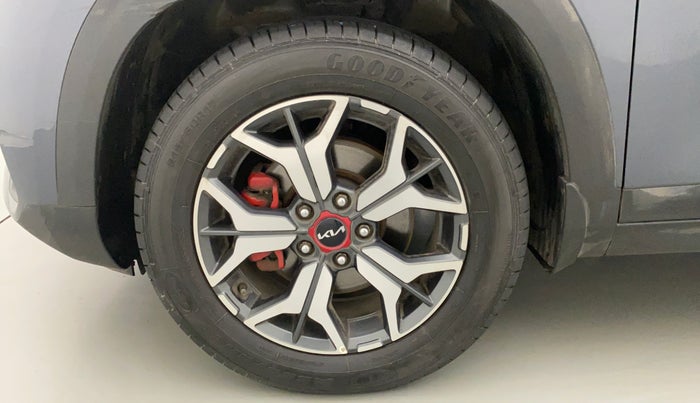 2021 KIA SELTOS GTX PLUS DCT 1.4 PETROL, Petrol, Automatic, 20,741 km, Left Front Wheel