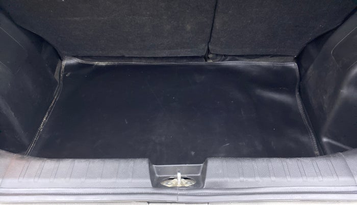2021 Maruti Baleno ZETA 1.2 K12 CVT, Petrol, Automatic, 37,162 km, Boot Inside