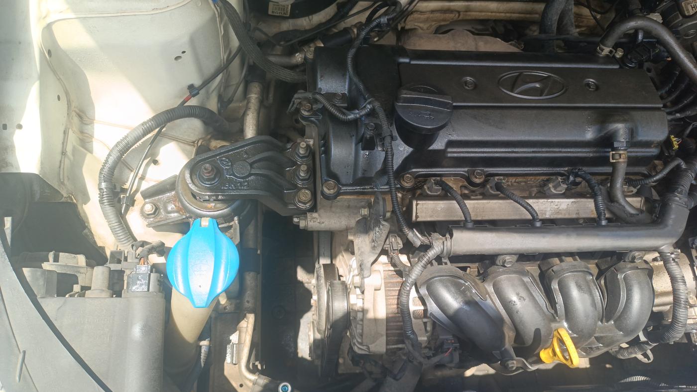 2015 Hyundai Elite i20 ASTA 1.2, Petrol, Manual, 50,385 km, Engine View - Right