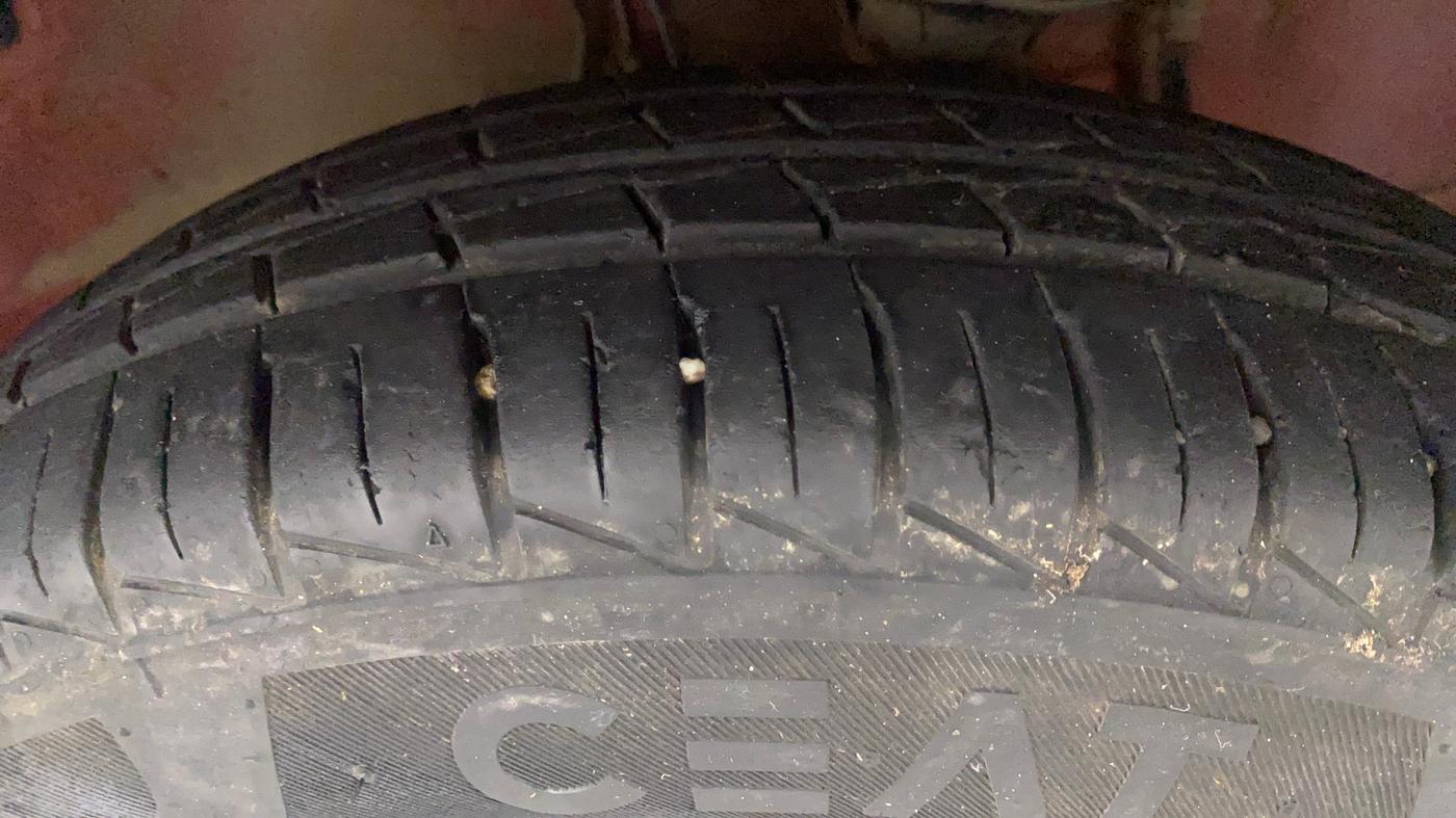 2021 Maruti Alto LXI, Petrol, Manual, 15,426 km, Left Front Tyre Tread