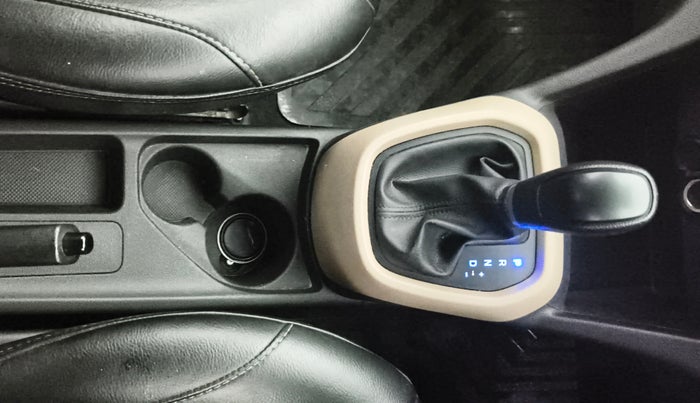 2017 Hyundai Grand i10 MAGNA AT 1.2 KAPPA VTVT, Petrol, Automatic, 38,740 km, Gear Lever