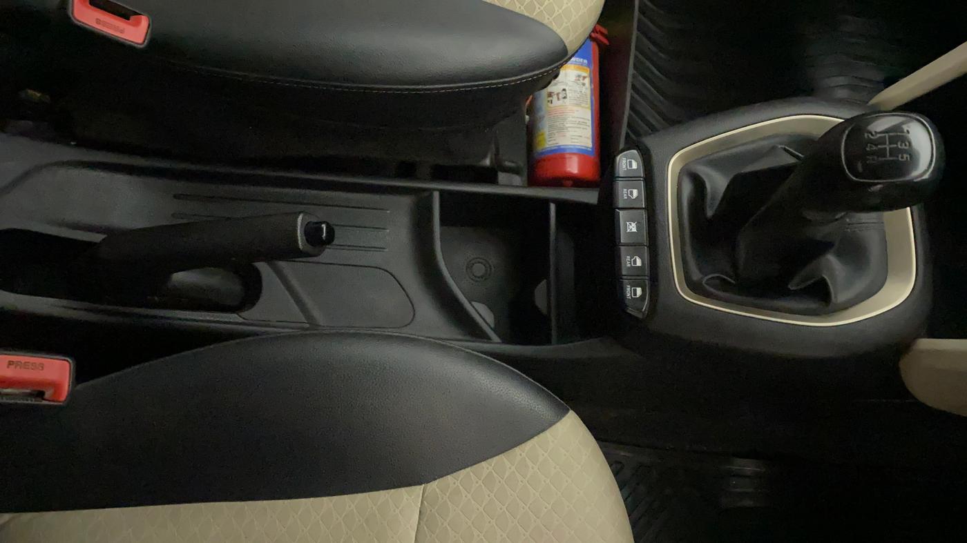 2018 Hyundai NEW SANTRO MAGNA CNG, CNG, Manual, 62,158 km, Gear Lever
