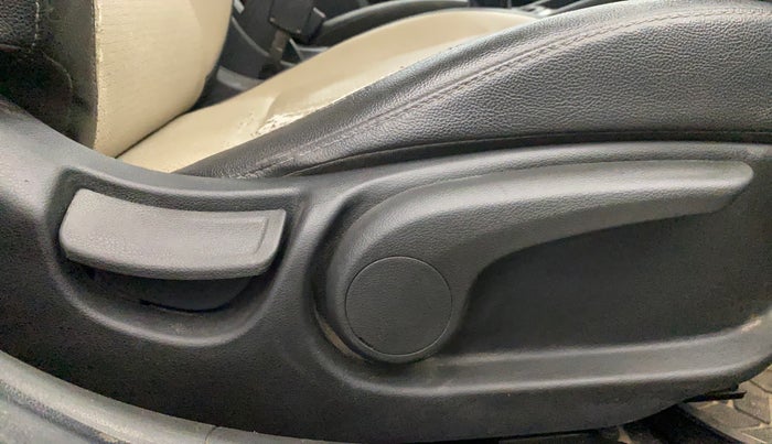 2021 Hyundai Verna SX (O)1.5 VTVT, Petrol, Manual, 73,833 km, Driver Side Adjustment Panel