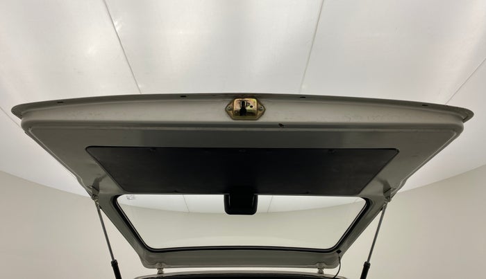 2014 Maruti OMNI E 8 STR, Petrol, Manual, 27,323 km, Boot Door Open