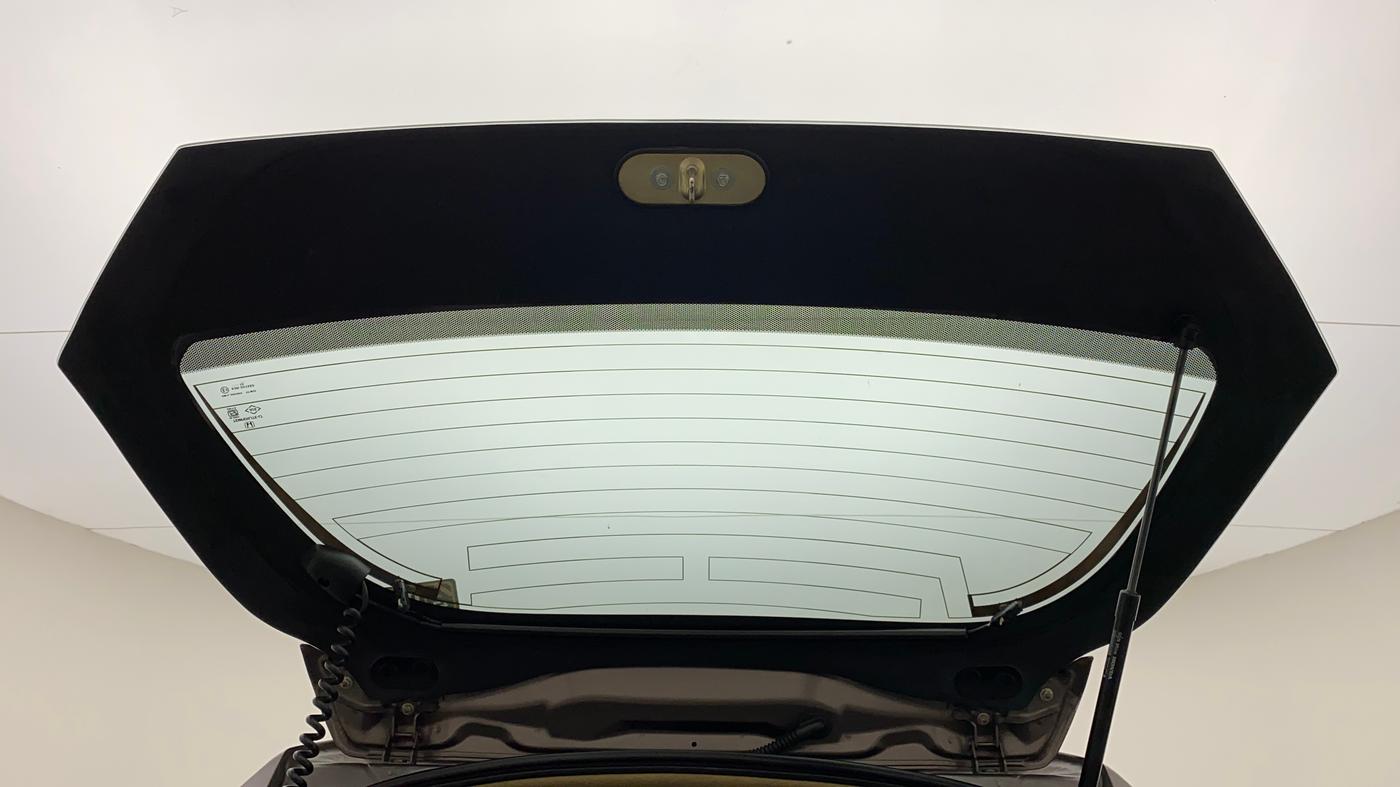 2015 Honda Brio S MT, Petrol, Manual, 45,930 km, Boot Door Open