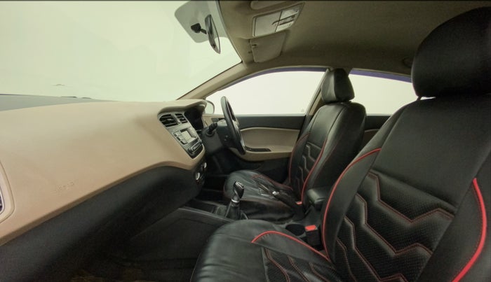2019 Hyundai Elite i20 MAGNA PLUS 1.4 CRDI, Diesel, Manual, 60,867 km, Right Side Front Door Cabin