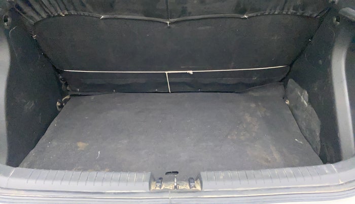 2019 Hyundai Elite i20 MAGNA PLUS 1.4 CRDI, Diesel, Manual, 60,867 km, Boot Inside