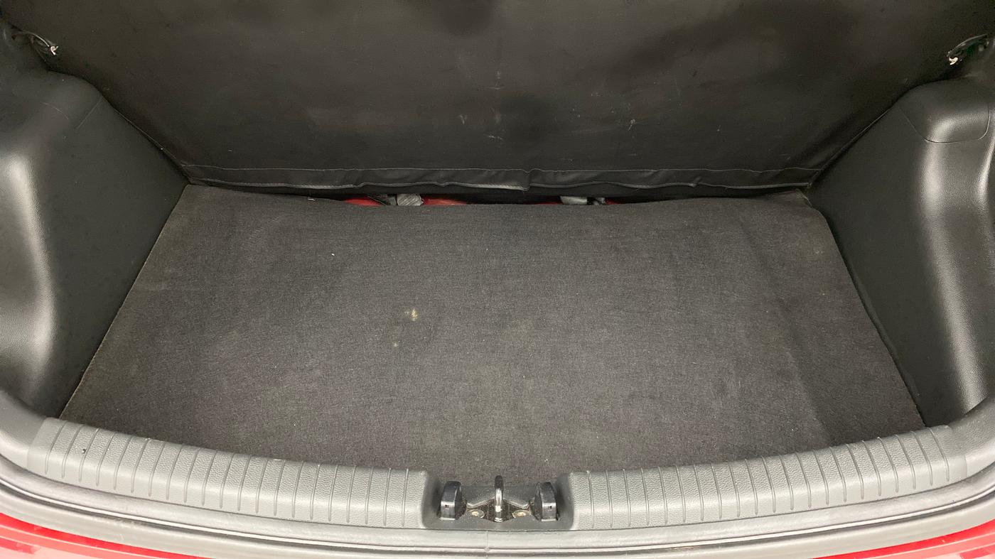 2017 Hyundai Grand i10 SPORTZ 1.2 KAPPA VTVT, Petrol, Manual, 45,451 km, Boot Inside
