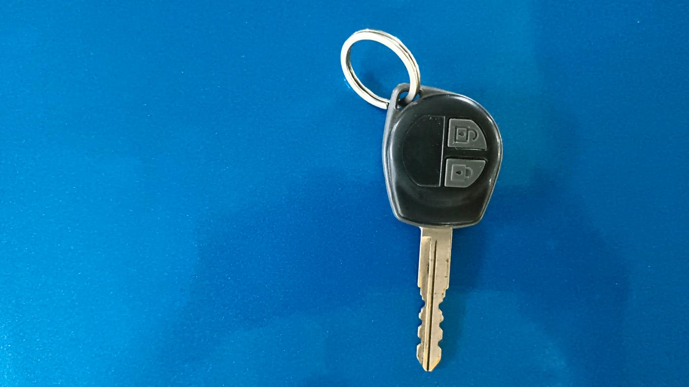 2017 Maruti Swift VXI, Petrol, Manual, 71,239 km, Key Close Up