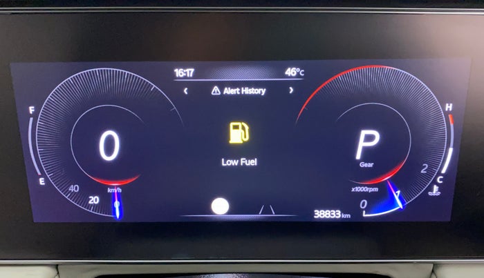 2022 Mahindra XUV700 AX 7 LUXURY D AWD AT 7 STR, Diesel, Automatic, 39,080 km, Odometer Image