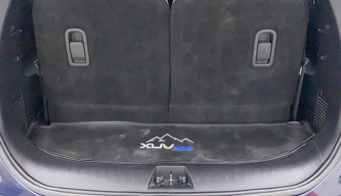 2022 Mahindra XUV700 AX 7 LUXURY D AWD AT 7 STR, Diesel, Automatic, 39,080 km, Boot Inside