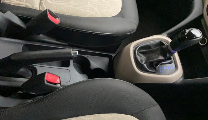 2017 Hyundai Grand i10 SPORTZ AT 1.2 KAPPA VTVT, Petrol, Automatic, 47,224 km, Gear Lever