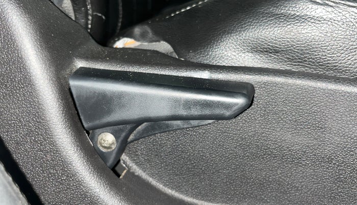 2019 Tata Tiago XT PETROL, Petrol, Manual, 85,892 km, Driver Side Adjustment Panel